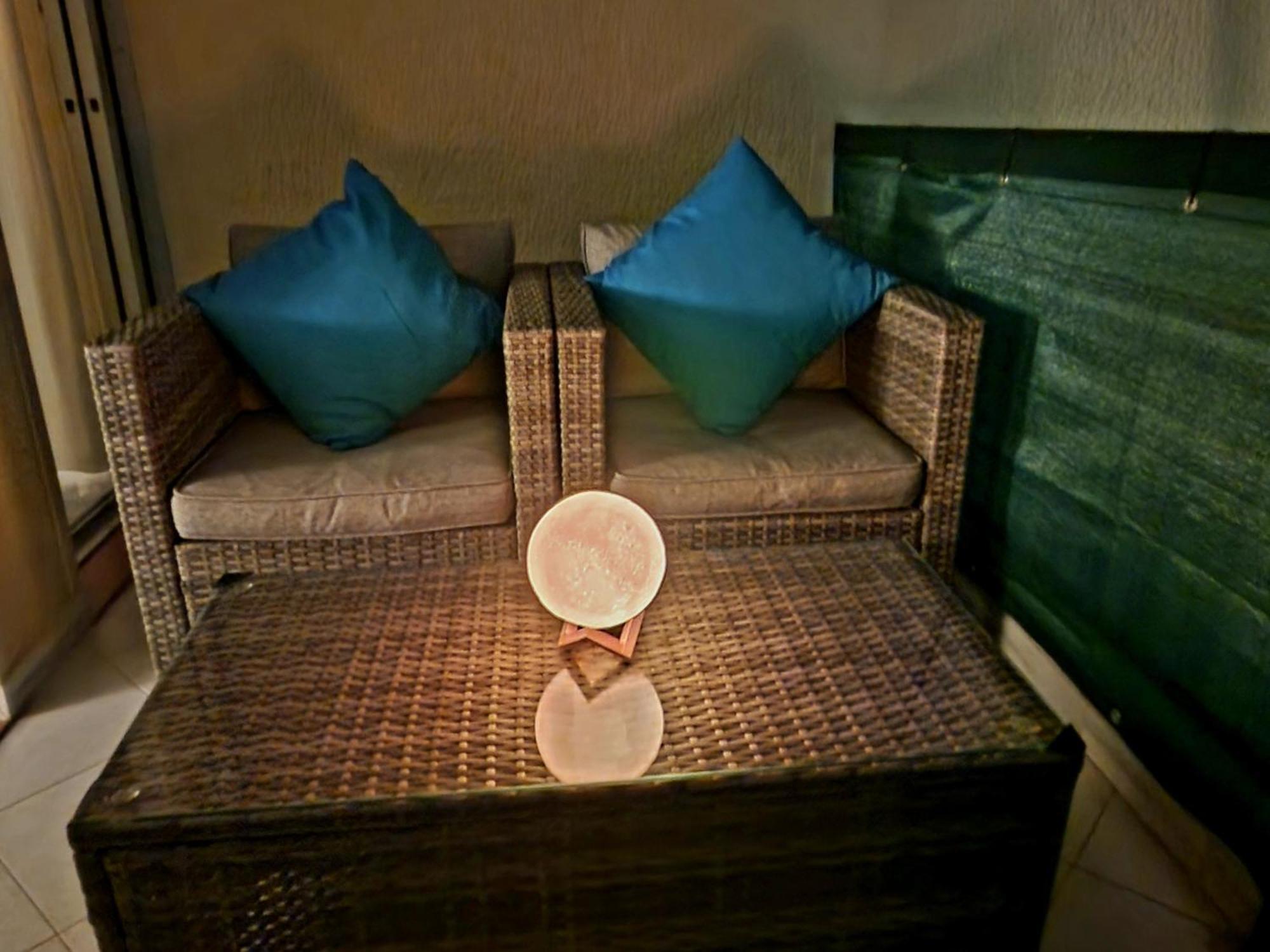 Riviera, 2 Bedroom Luxury - Parking Apartment
