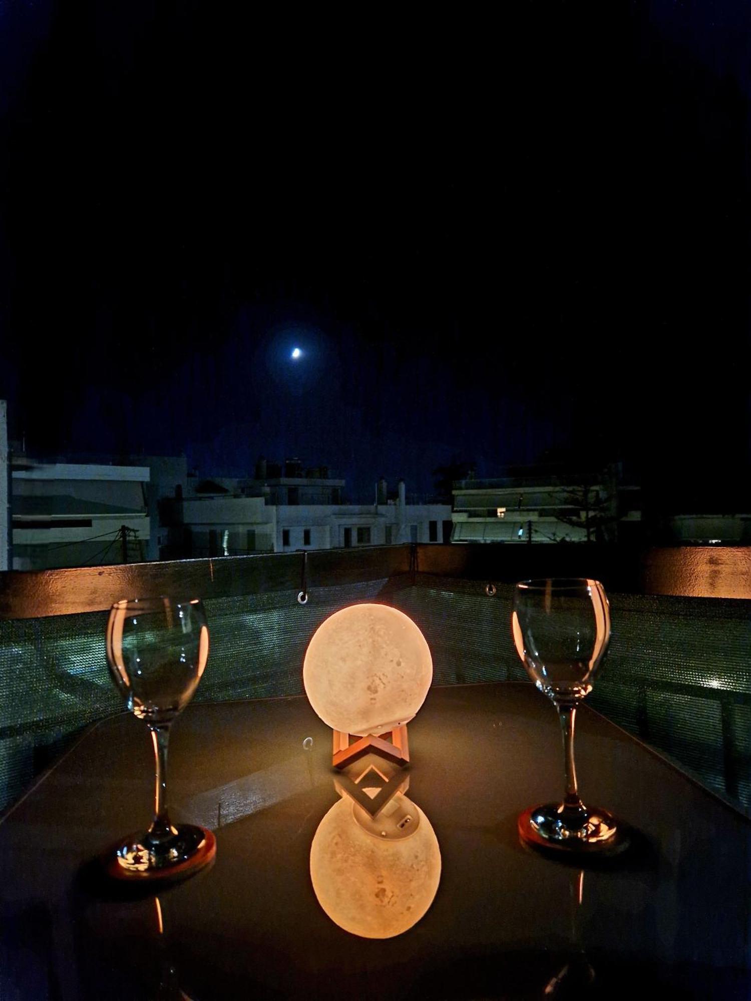 Riviera, 2 Bedroom Luxury - Parking *