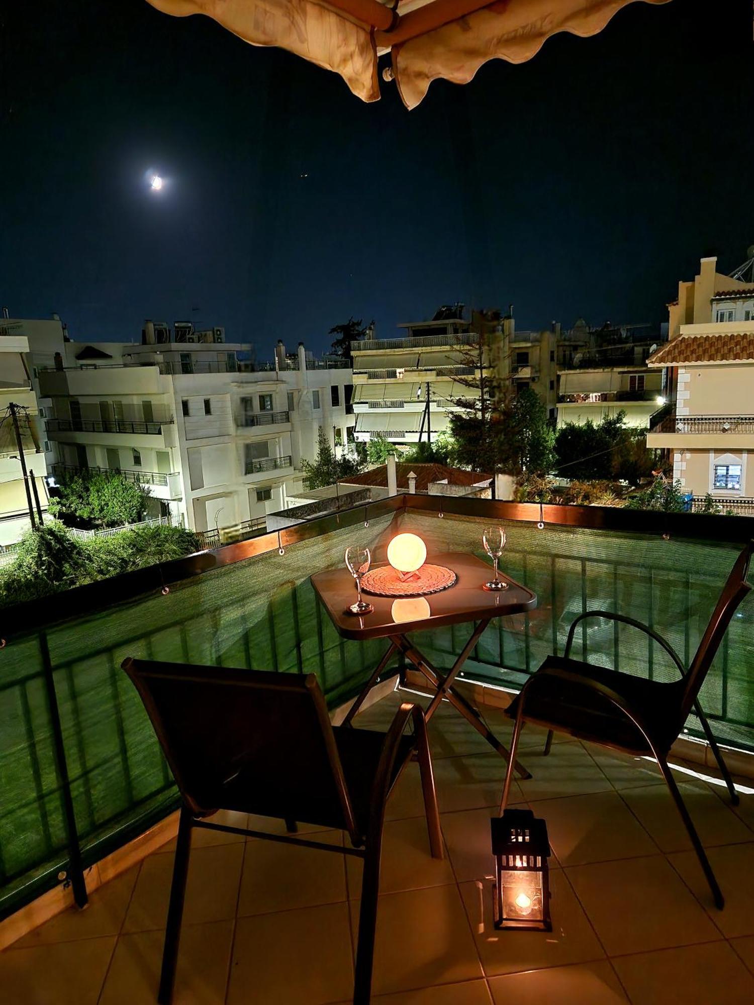 Riviera, 2 Bedroom Luxury - Parking *