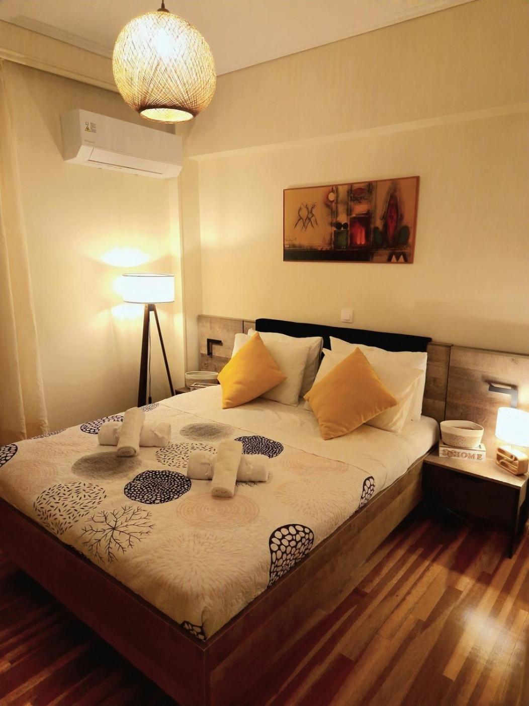 Apartment Riviera, 2 Bedroom Luxury - Parking Athens