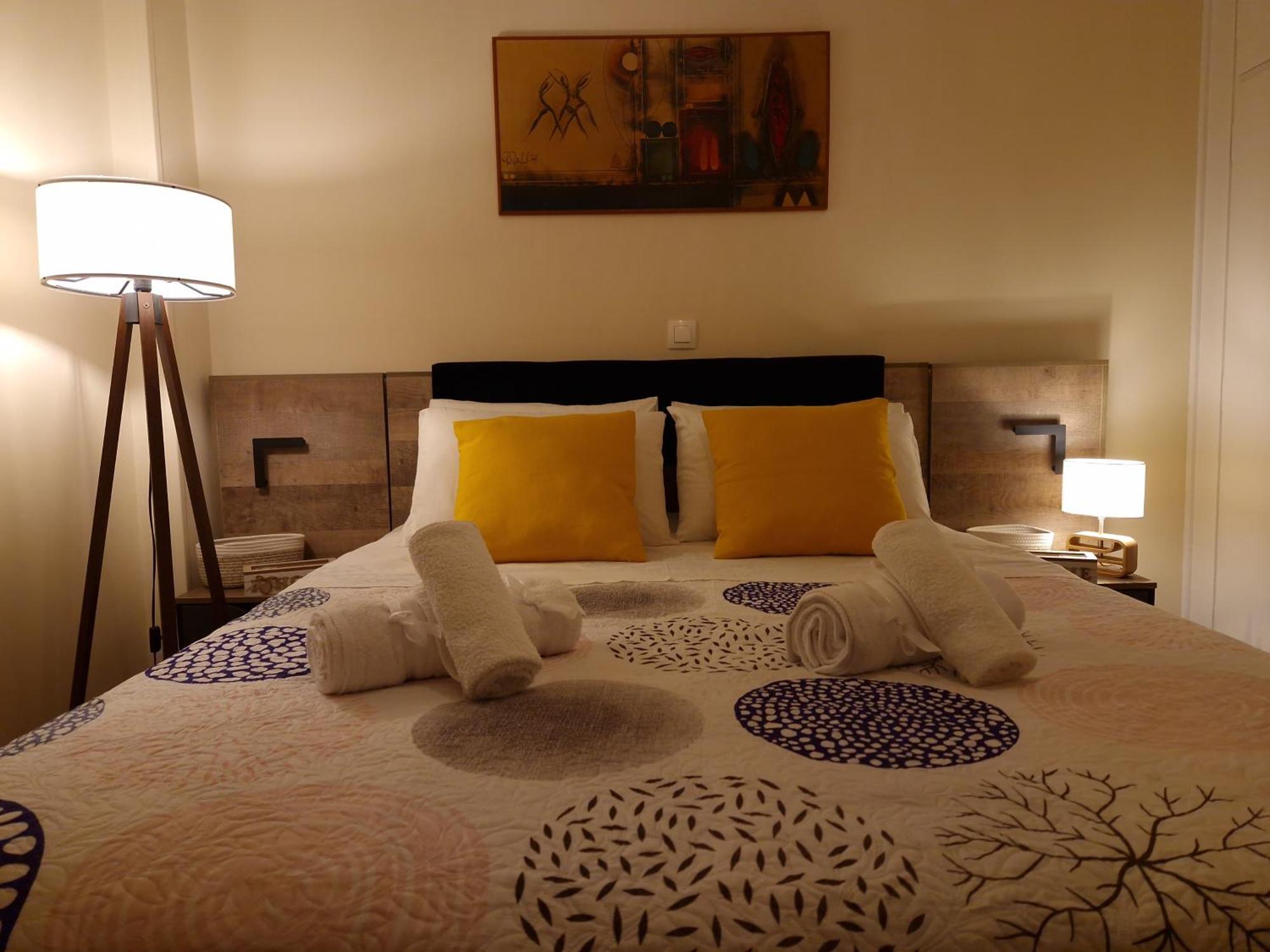 Riviera, 2 Bedroom Luxury - Parking