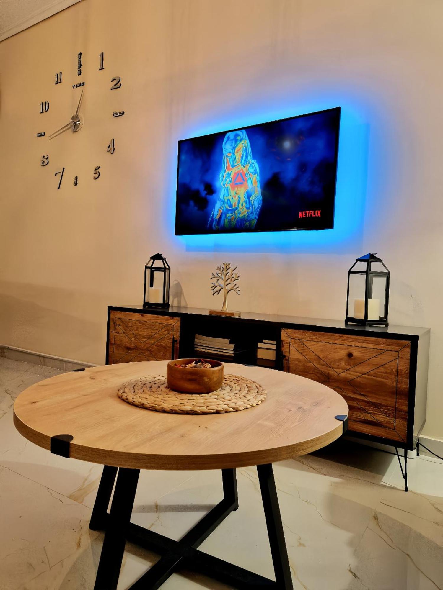 Apartment Riviera, 2 Bedroom Luxury - Parking Athens
