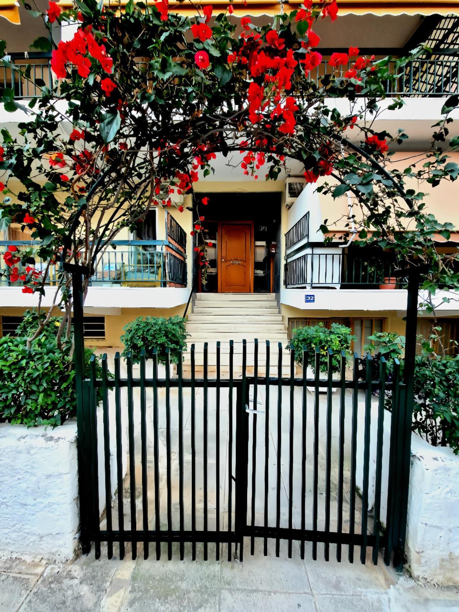 Apartment Riviera, 2 Bedroom Luxury - Parking Athens